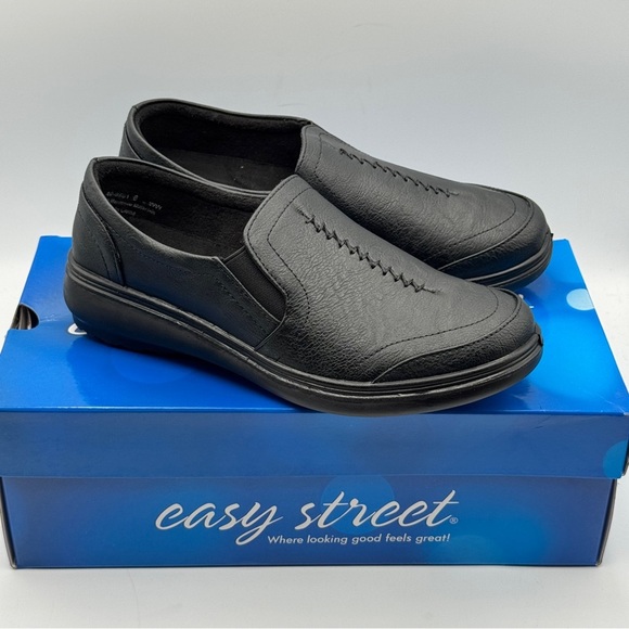 Easy Street Ultimate Black Comfort Shoes Size 6 WW - Picture 1 of 7